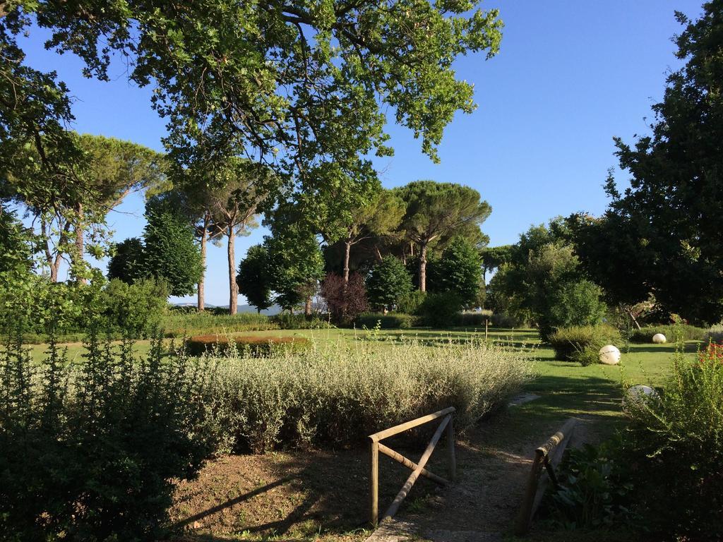 Villa Acquaviva Wine Resort Montemerano Exterior photo