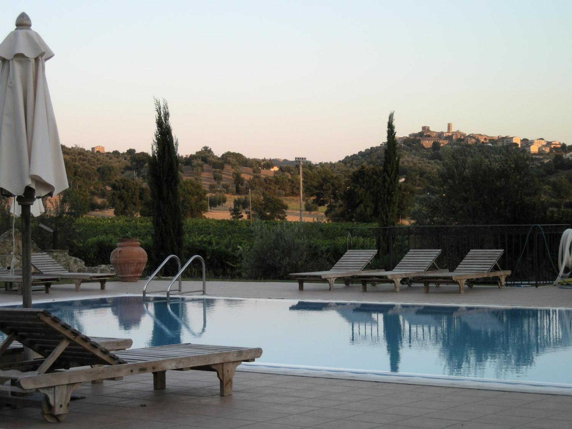Villa Acquaviva Wine Resort Montemerano Exterior photo