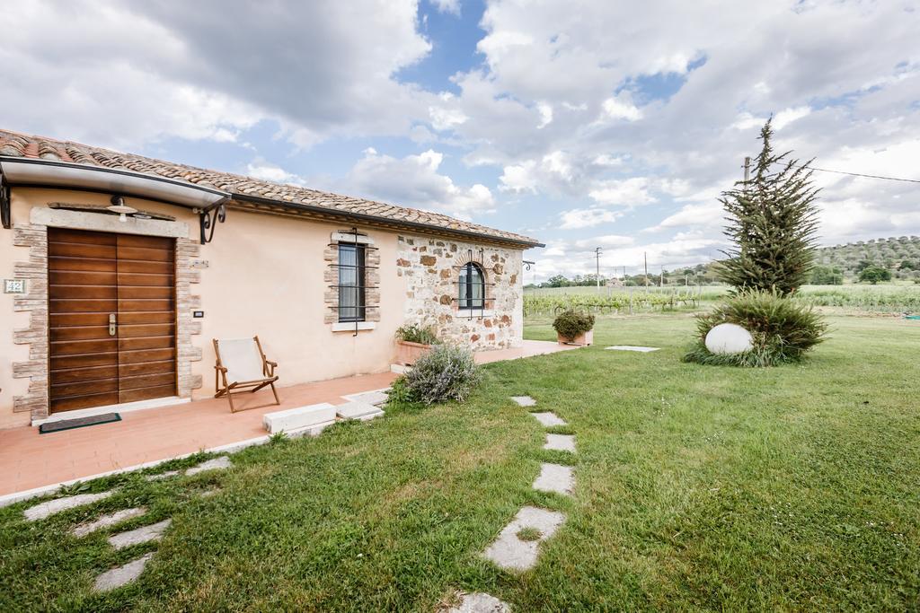 Villa Acquaviva Wine Resort Montemerano Exterior photo