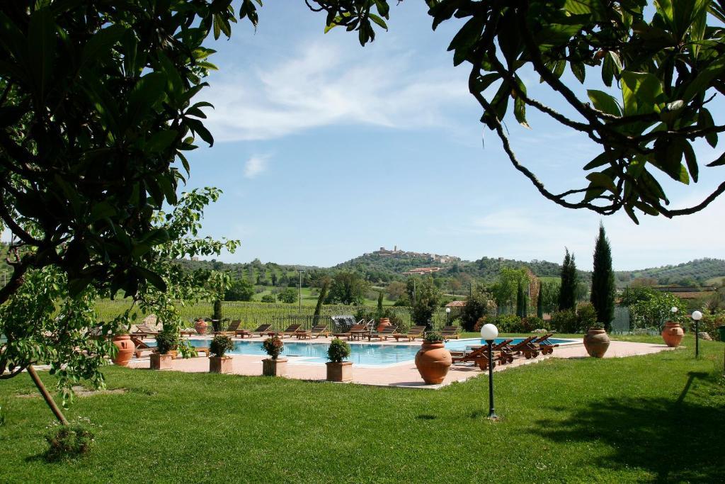 Villa Acquaviva Wine Resort Montemerano Exterior photo